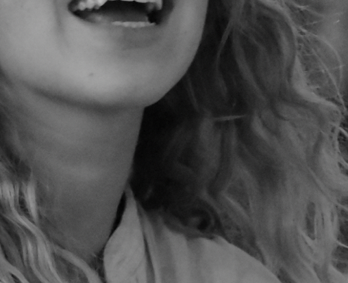 Side view of Celine Wempe’s smiling face, focusing on the curvature of her lips and the happiness in her expression, as part of a four-image set